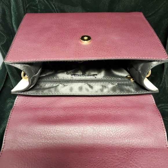 Beautiful! ~ London Dune ~ Purse ~ Optional Shoulder Strap - Picture 5 of 15